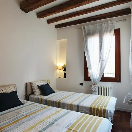 公寓 Domus Biennale, Modern In Centre. 威尼斯