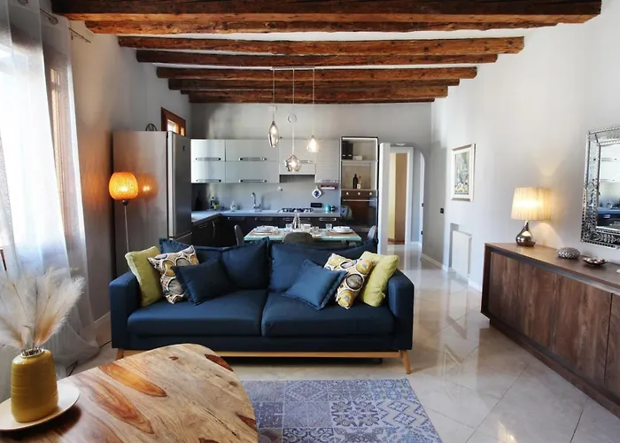 公寓 Domus Biennale, Modern In Centre. *