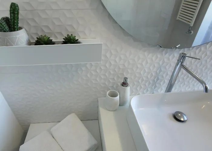 Domus Biennale, Modern In Centre.